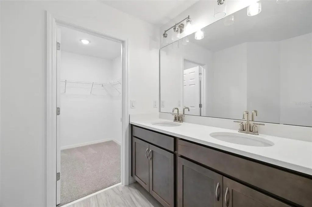 27513 Stellar Sea Way Howey In The Hills FL 34737