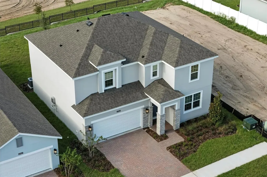 27513 Stellar Sea Way Howey In The Hills FL 34737