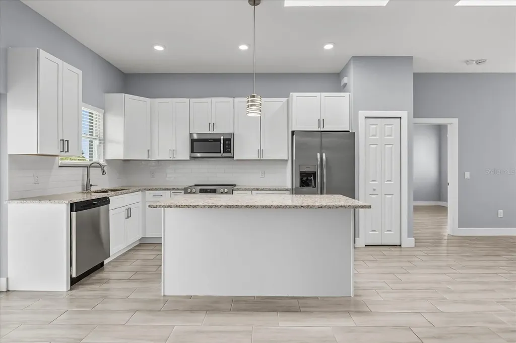 423 Vernon Court Kissimmee FL 34759