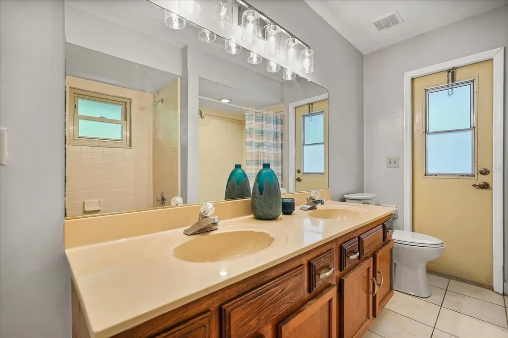 5369 Crooked Oak Circle St Cloud FL 34771