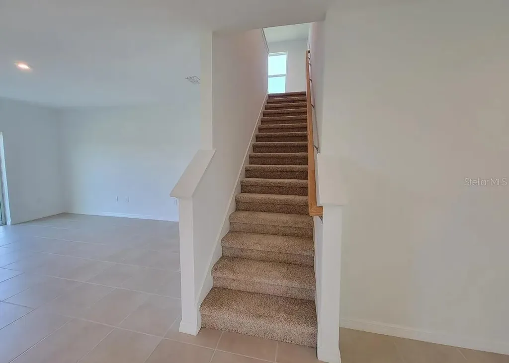 216 Aquamarine Lane Kissimmee FL 34758
