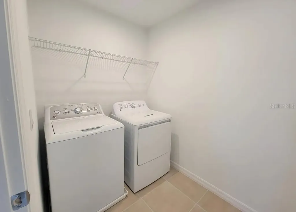 216 Aquamarine Lane Kissimmee FL 34758