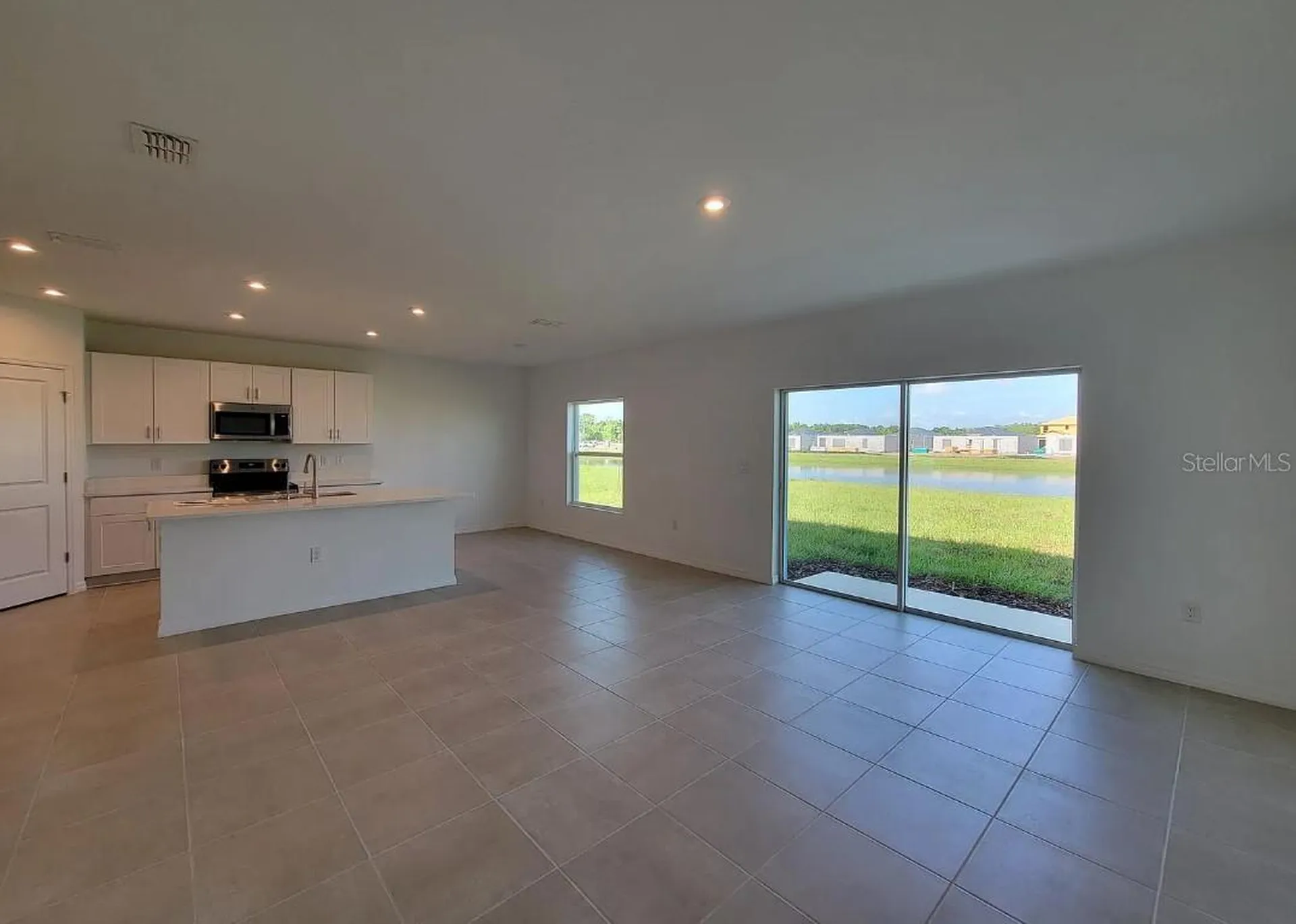 216 Aquamarine Lane Kissimmee FL 34758