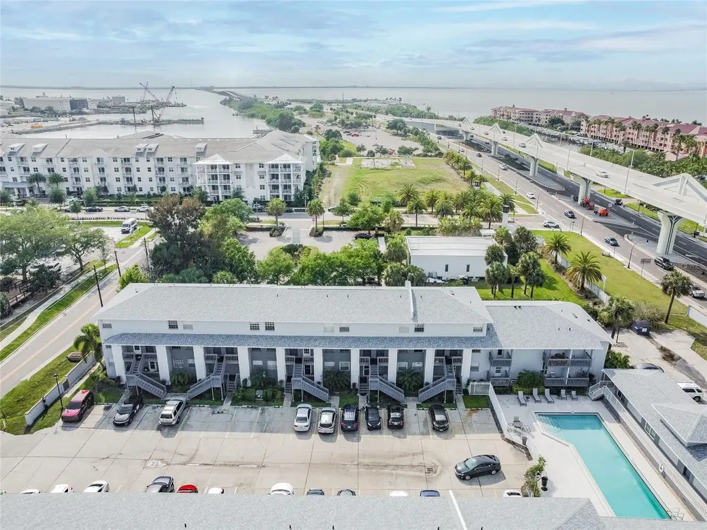 4907 W Mcelroy-a Avenue Tampa FL 33611
