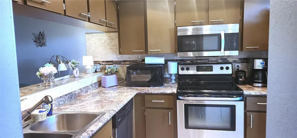 1999 Kings Highway Punta Gorda FL 33980