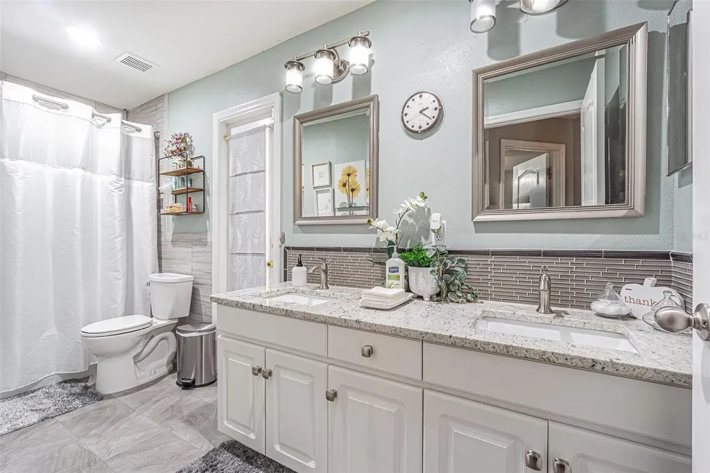 9809 La Rita Place Riverview FL 33569
