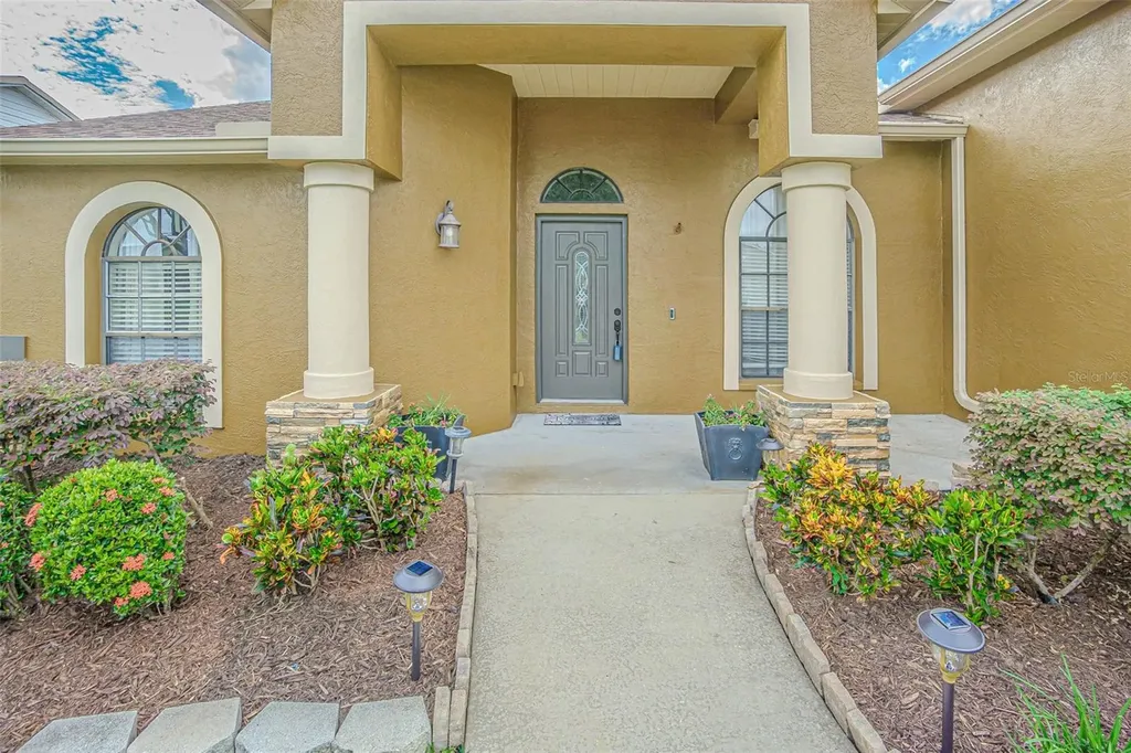9809 La Rita Place Riverview FL 33569
