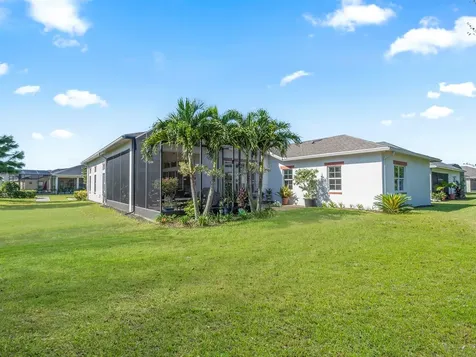 2600 Meadowedge Loop St Cloud FL 34772
