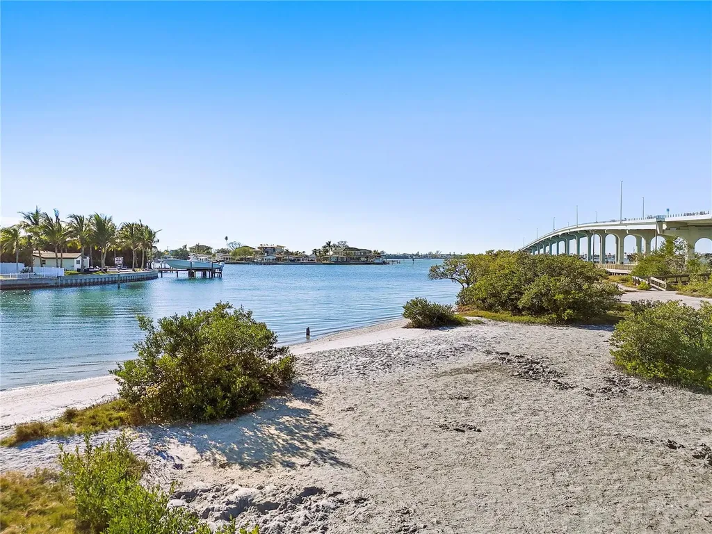 131 Bluff View Drive Belleair Bluffs FL 33770