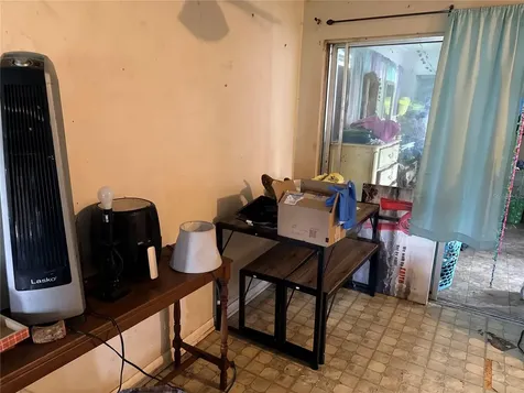 28 N Washington Street Beverly Hills FL 34465