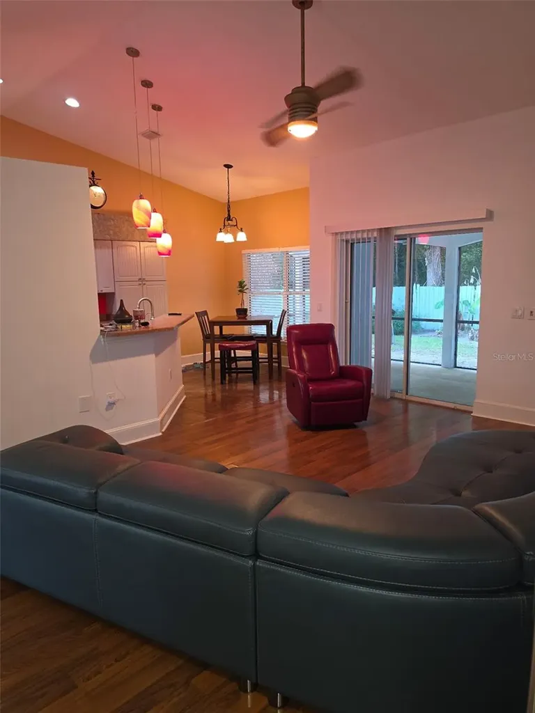 1312 Perkins Road Orlando FL 32809