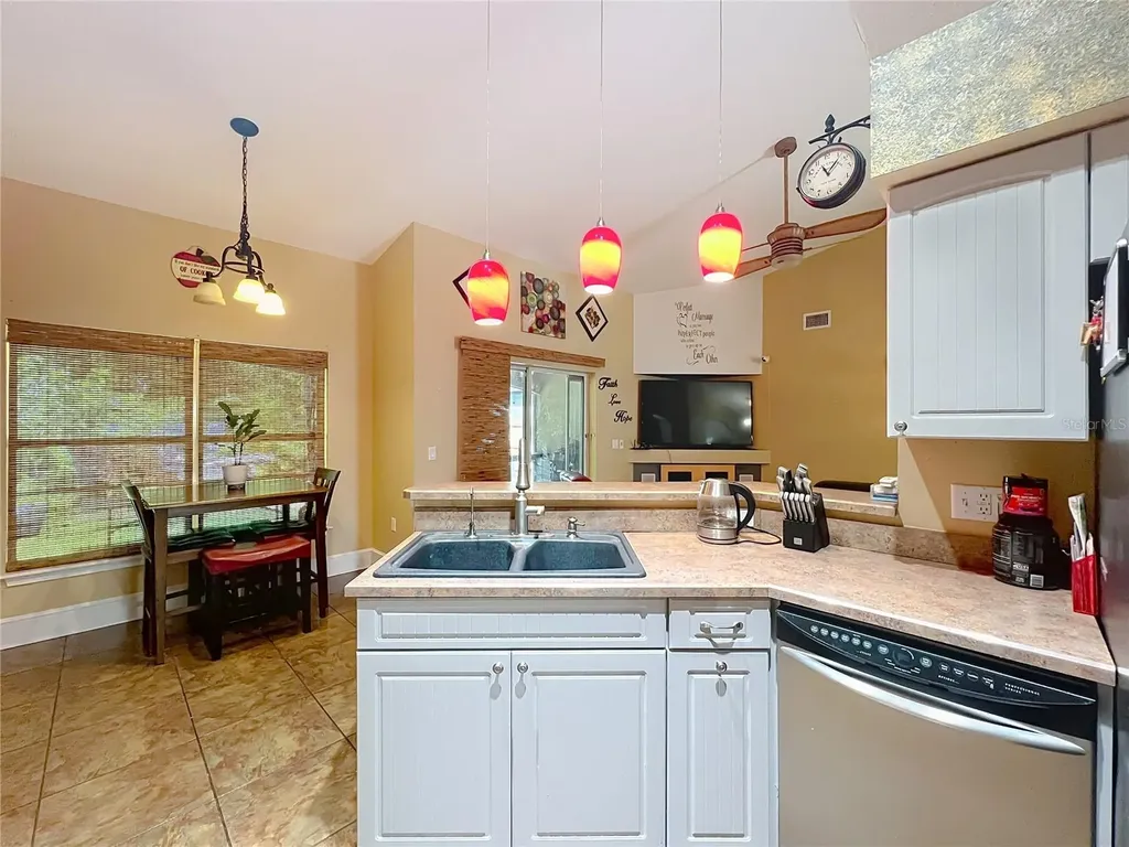 1312 Perkins Road Orlando FL 32809