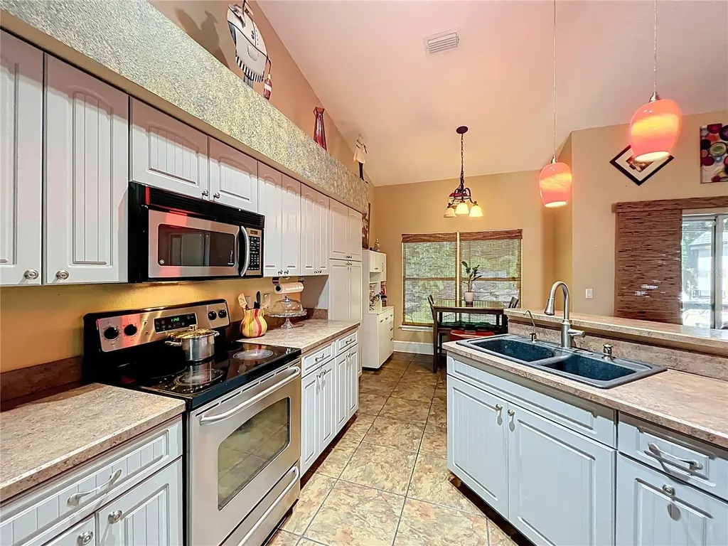1312 Perkins Road Orlando FL 32809