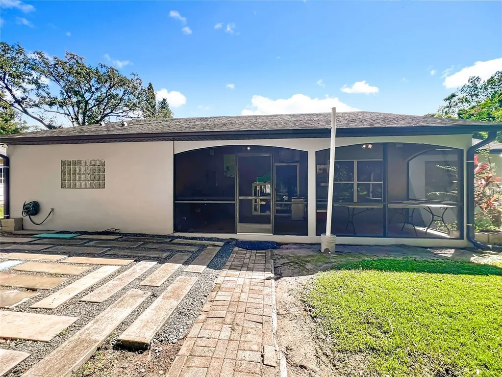 1312 Perkins Road Orlando FL 32809