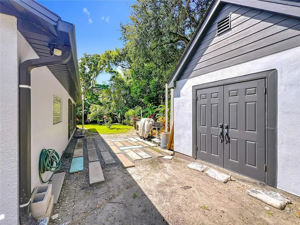 1312 Perkins Road Orlando FL 32809