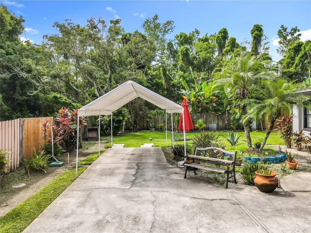 1312 Perkins Road Orlando FL 32809