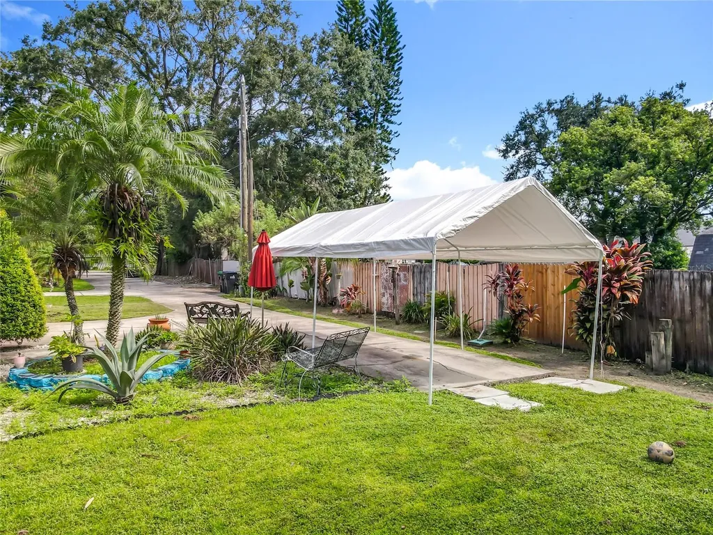 1312 Perkins Road Orlando FL 32809