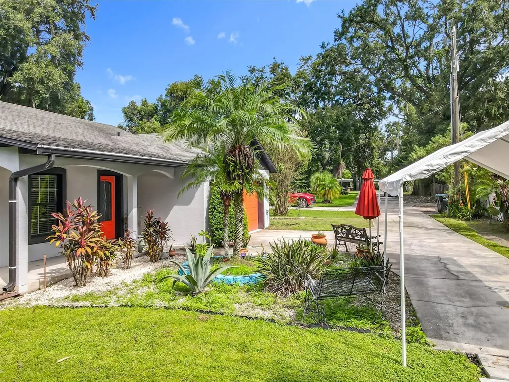 1312 Perkins Road Orlando FL 32809