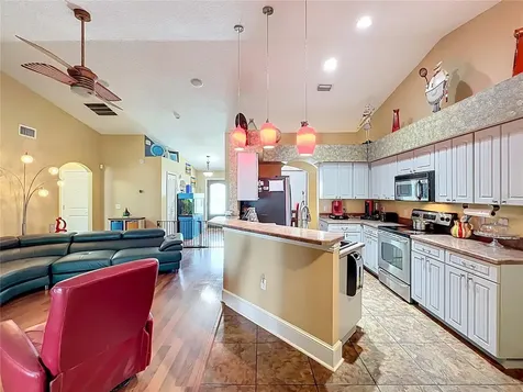 1312 Perkins Road Orlando FL 32809