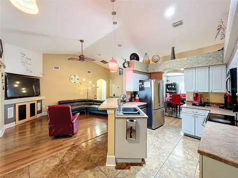 1312 Perkins Road Orlando FL 32809