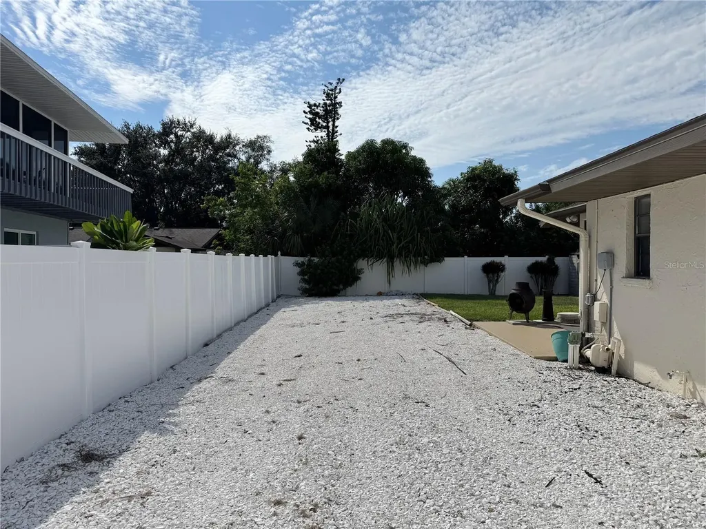 2204 78th Street W Bradenton FL 34209