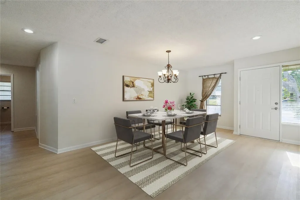 2204 78th Street W Bradenton FL 34209