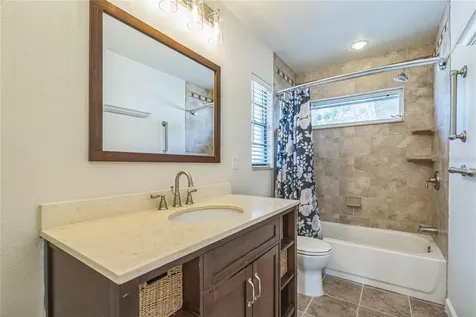 2204 78th Street W Bradenton FL 34209