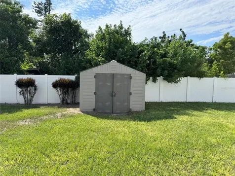 2204 78th Street W Bradenton FL 34209