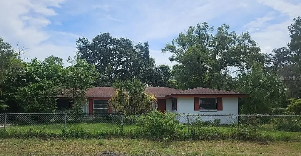 1915 E Mulberry Drive Tampa FL 33604