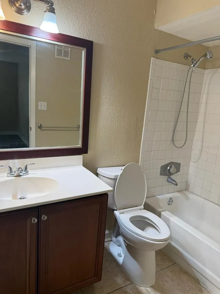 4400 Thornbriar Lane Orlando FL 32822