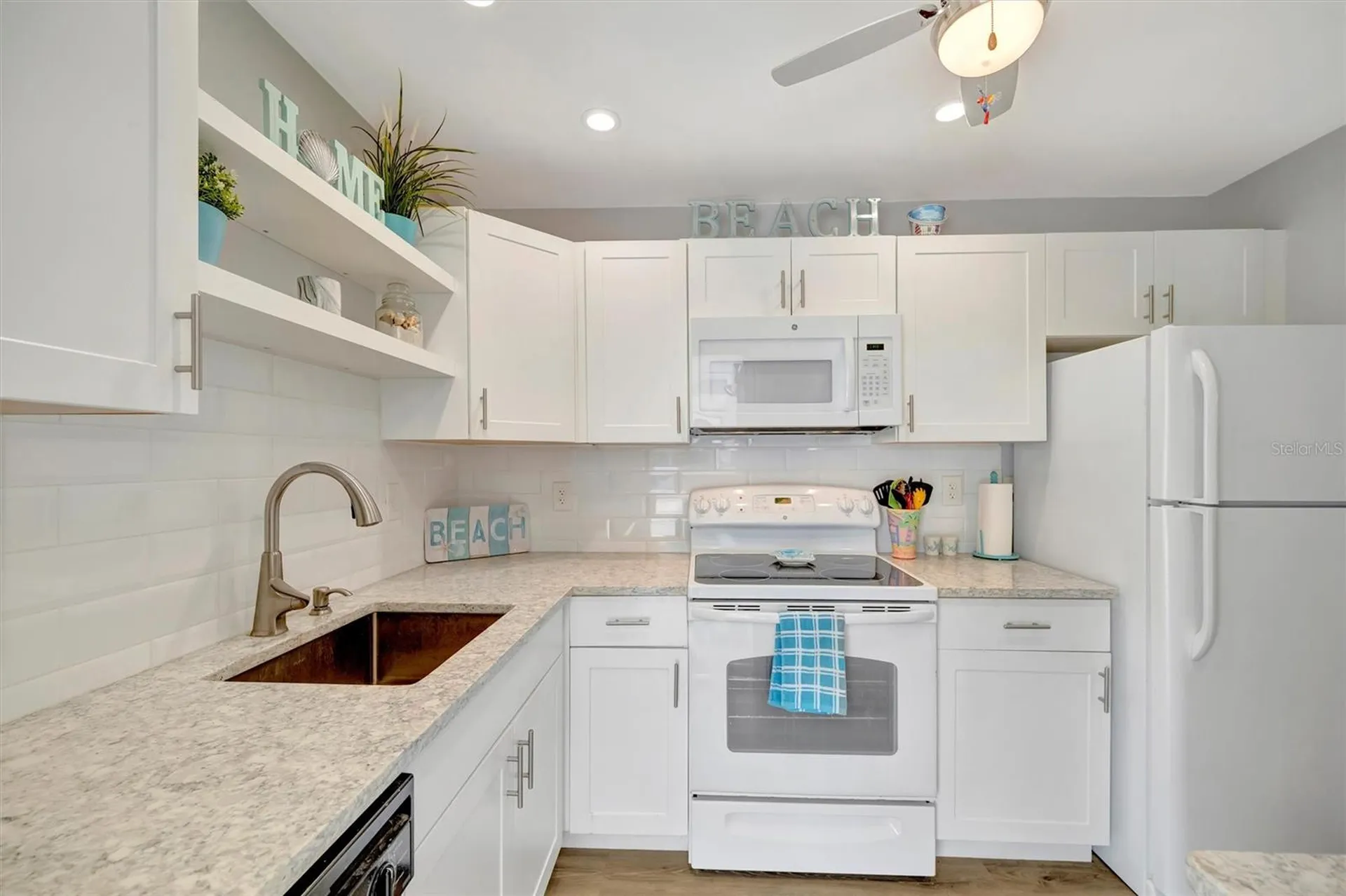 6057 Coral Way Bradenton FL 34207