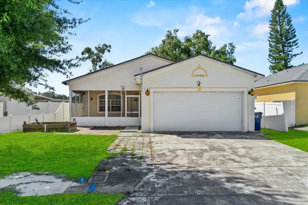 3108 W Crest Avenue Tampa FL 33614