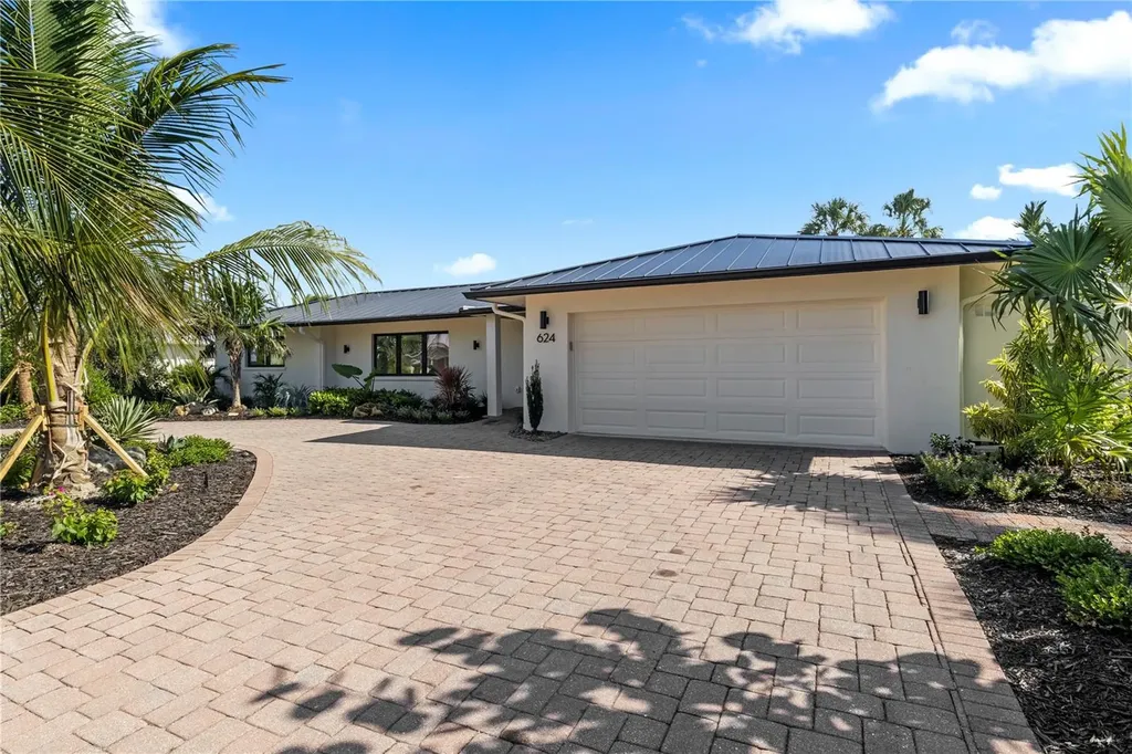 624 Dundee Lane Holmes Beach FL 34217