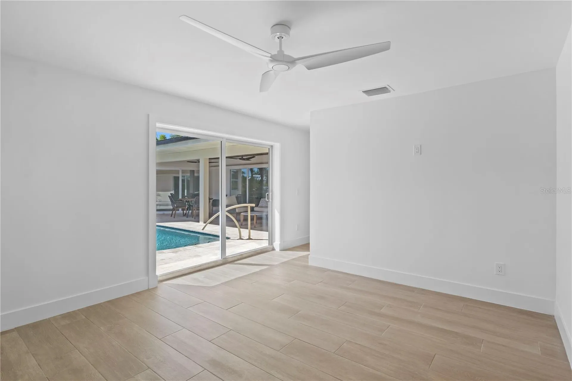 624 Dundee Lane Holmes Beach FL 34217