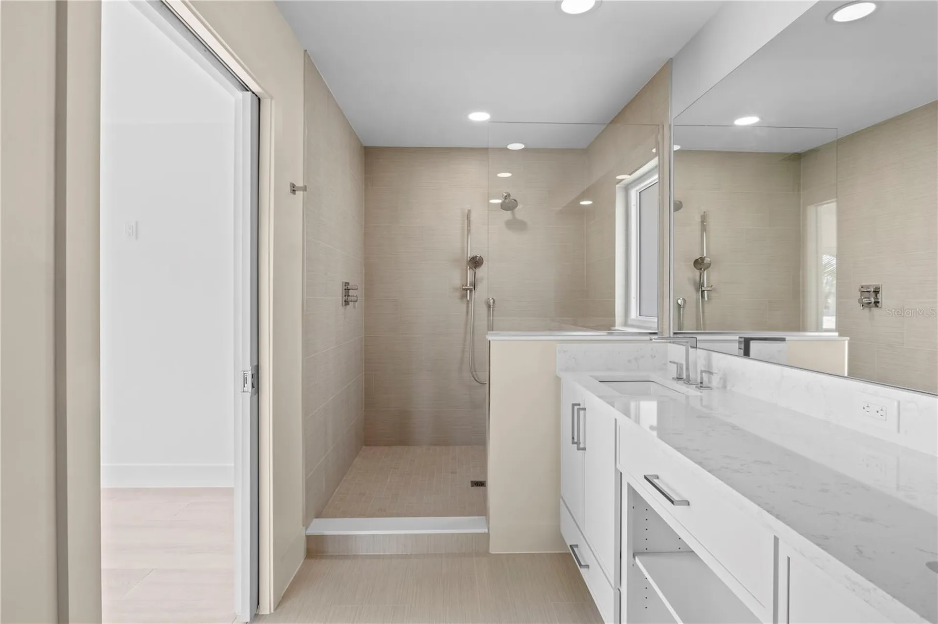 624 Dundee Lane Holmes Beach FL 34217