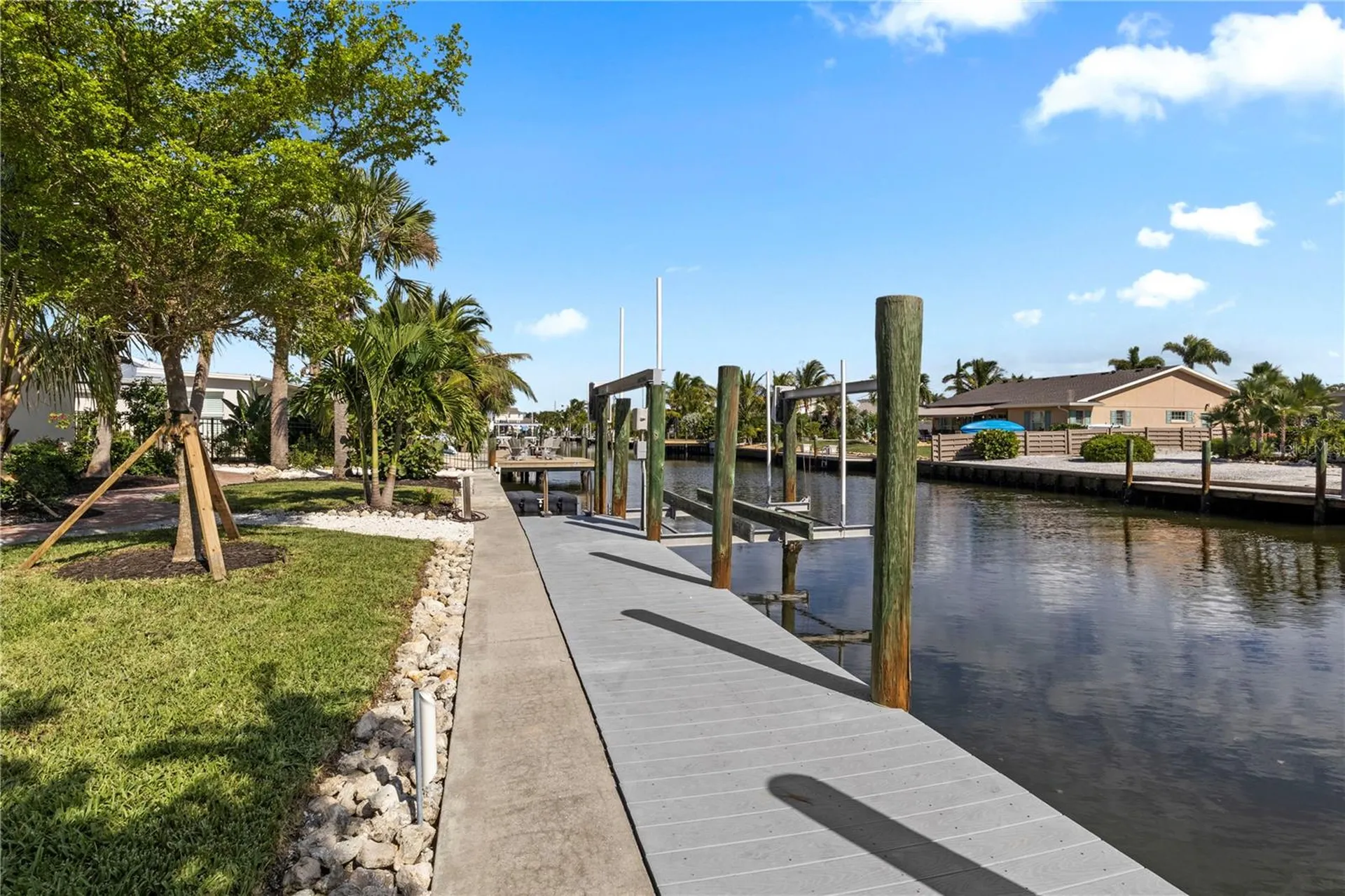 624 Dundee Lane Holmes Beach FL 34217