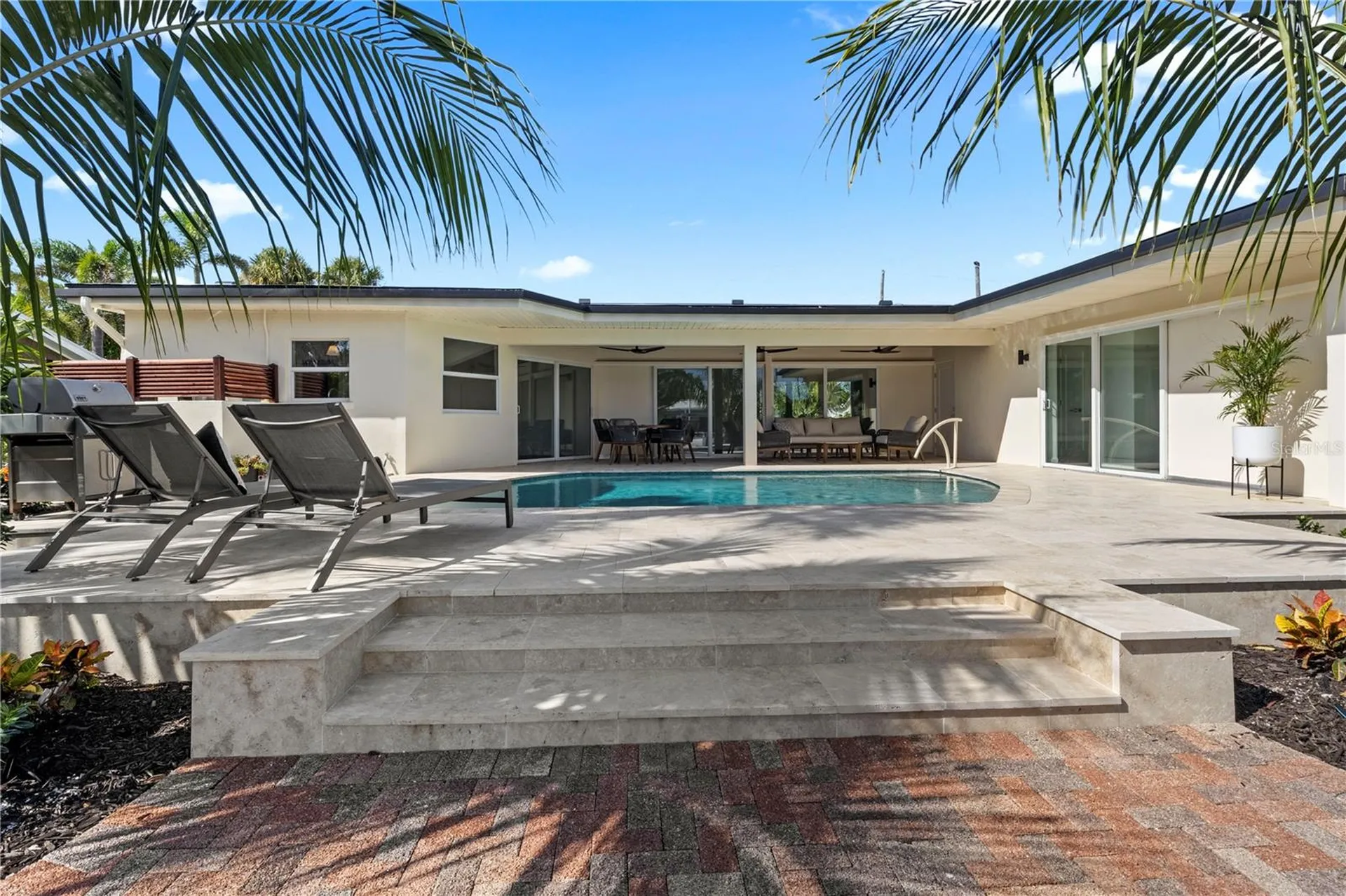 624 Dundee Lane Holmes Beach FL 34217