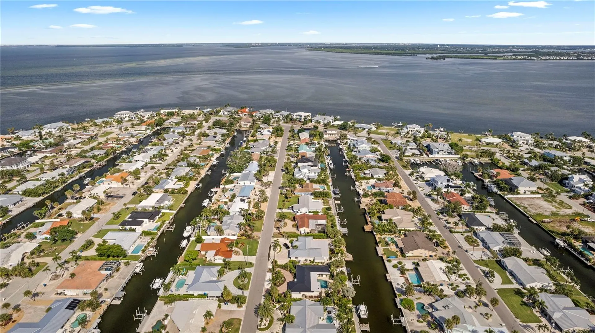 624 Dundee Lane Holmes Beach FL 34217