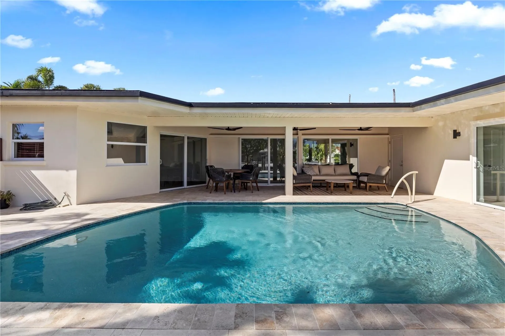 624 Dundee Lane Holmes Beach FL 34217