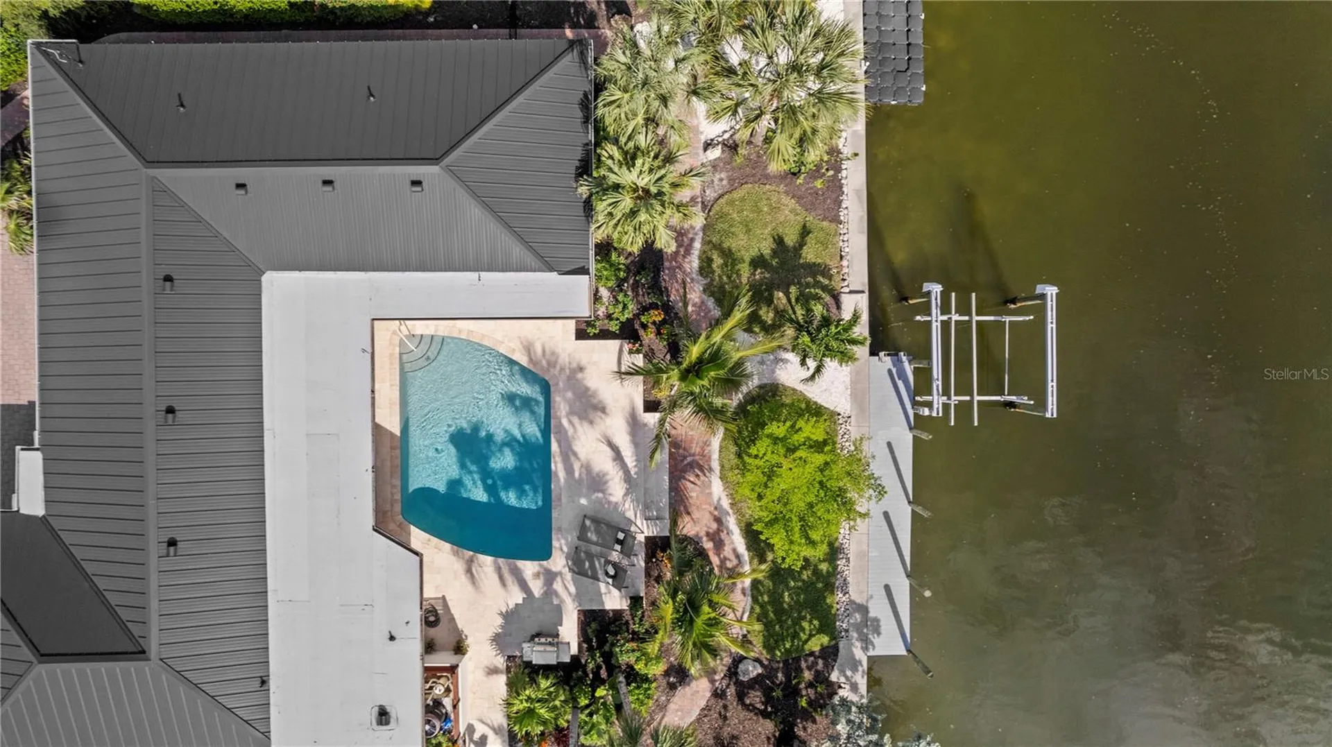 624 Dundee Lane Holmes Beach FL 34217