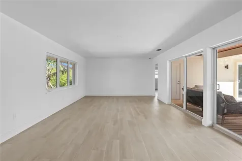 624 Dundee Lane Holmes Beach FL 34217
