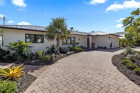 624 Dundee Lane Holmes Beach FL 34217
