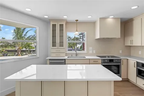 624 Dundee Lane Holmes Beach FL 34217