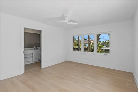 624 Dundee Lane Holmes Beach FL 34217