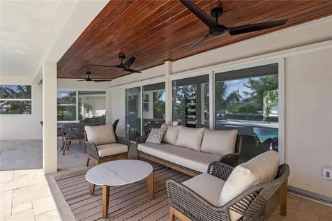 624 Dundee Lane Holmes Beach FL 34217