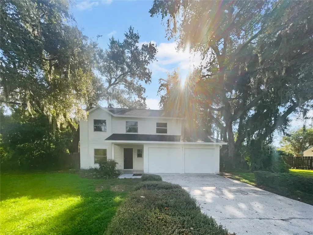 807 Old Darby Street Seffner FL 33584