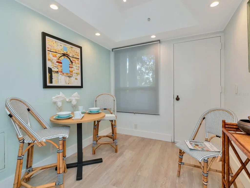 1255 N Gulfstream Avenue Sarasota FL 34236