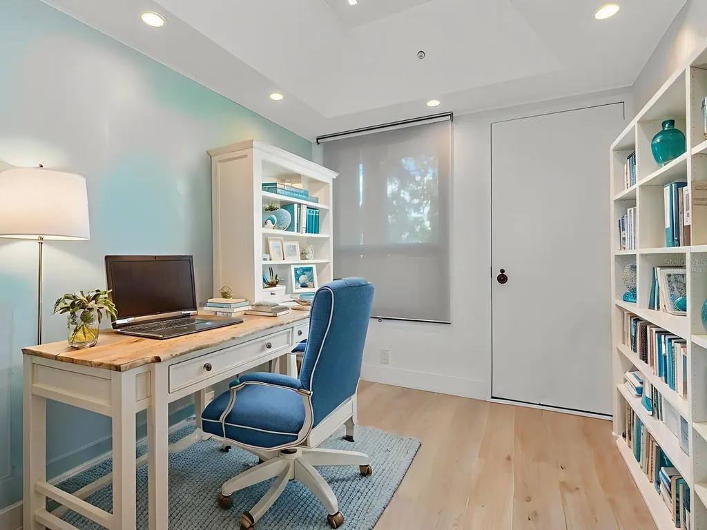 1255 N Gulfstream Avenue Sarasota FL 34236