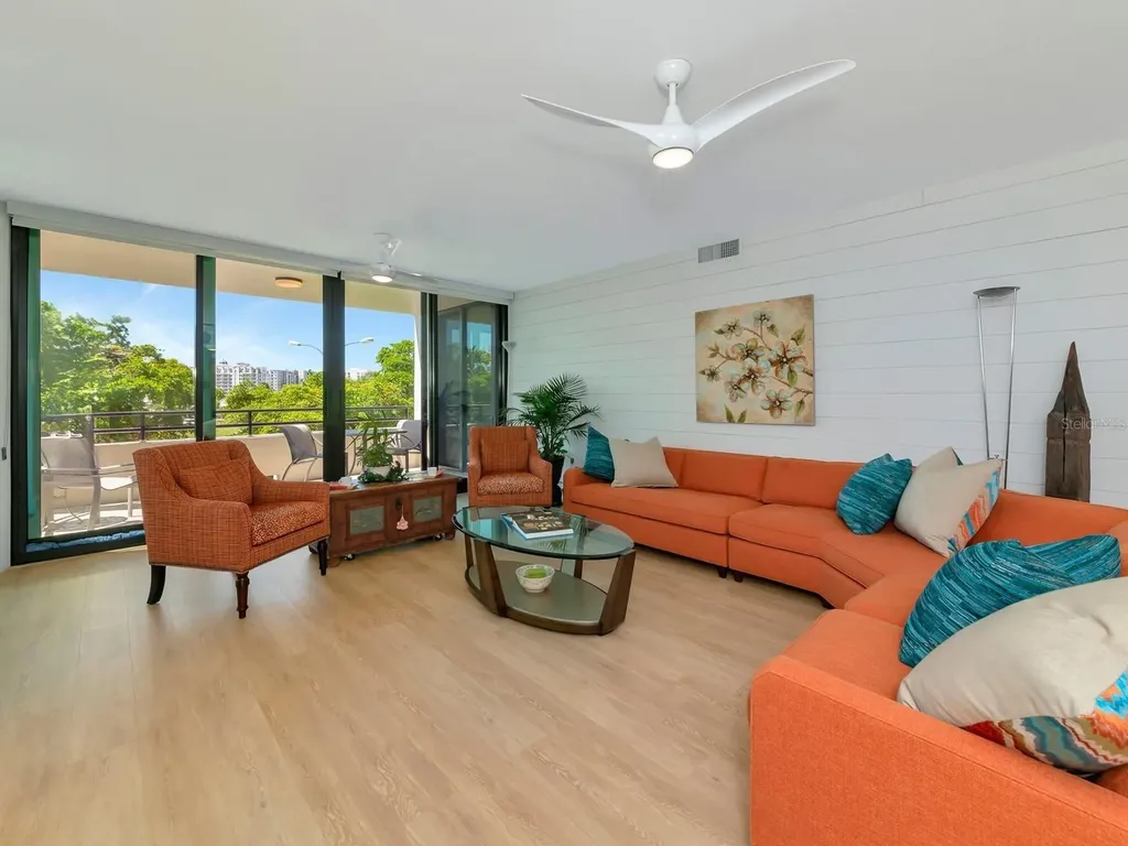 1255 N Gulfstream Avenue Sarasota FL 34236