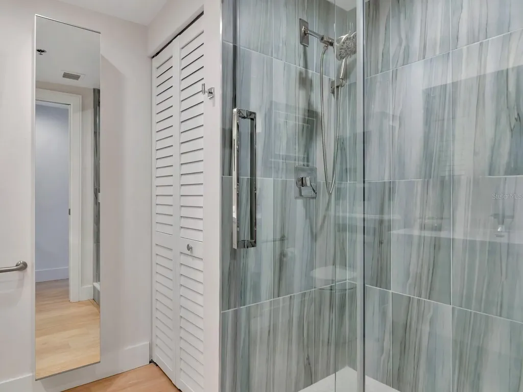 1255 N Gulfstream Avenue Sarasota FL 34236